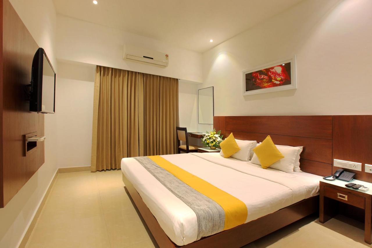 Hotel Park Residency Kuttiyadi Kuttyadi Exteriér fotografie
